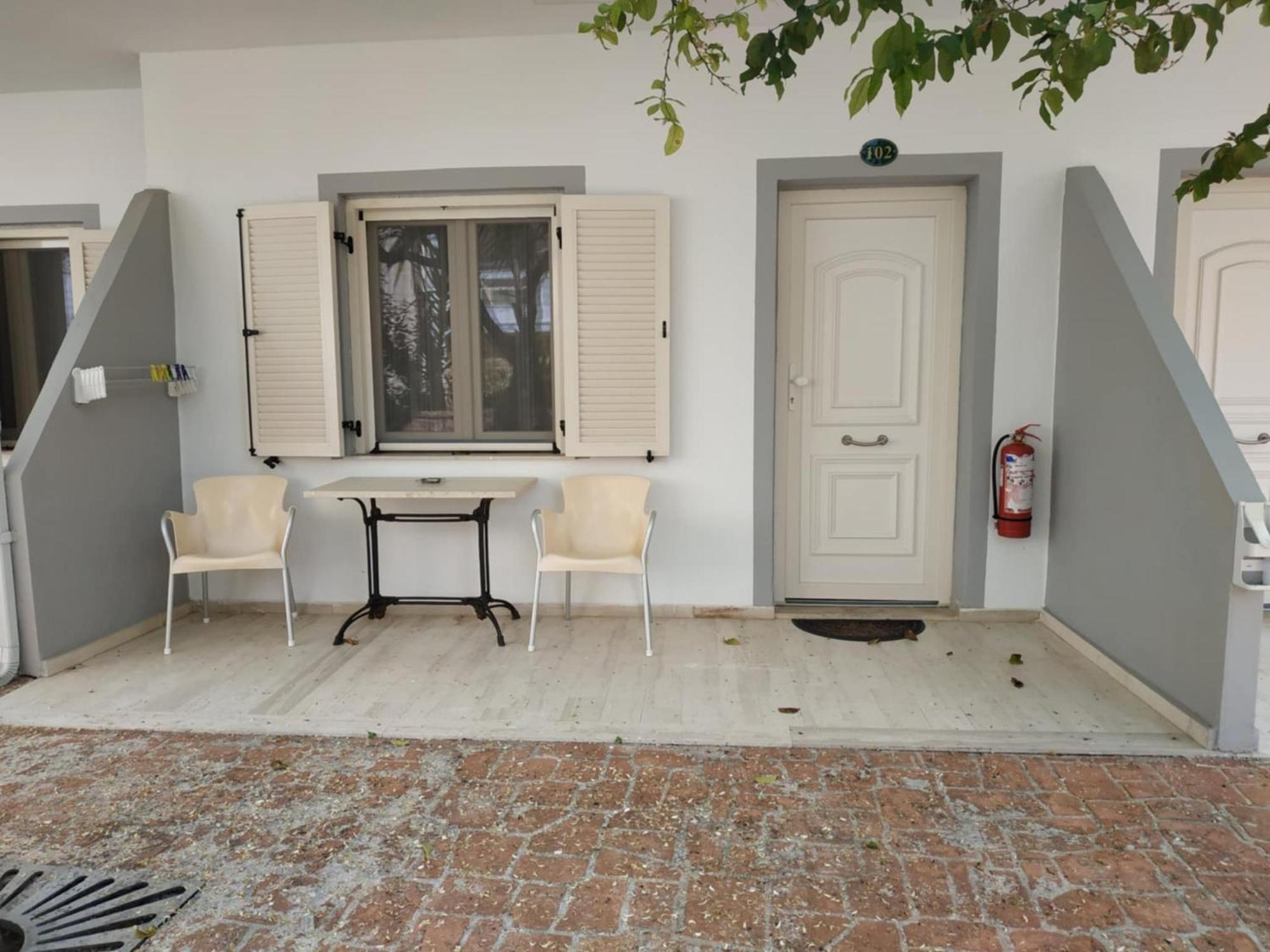 Milto'S Studios Parga Exterior foto